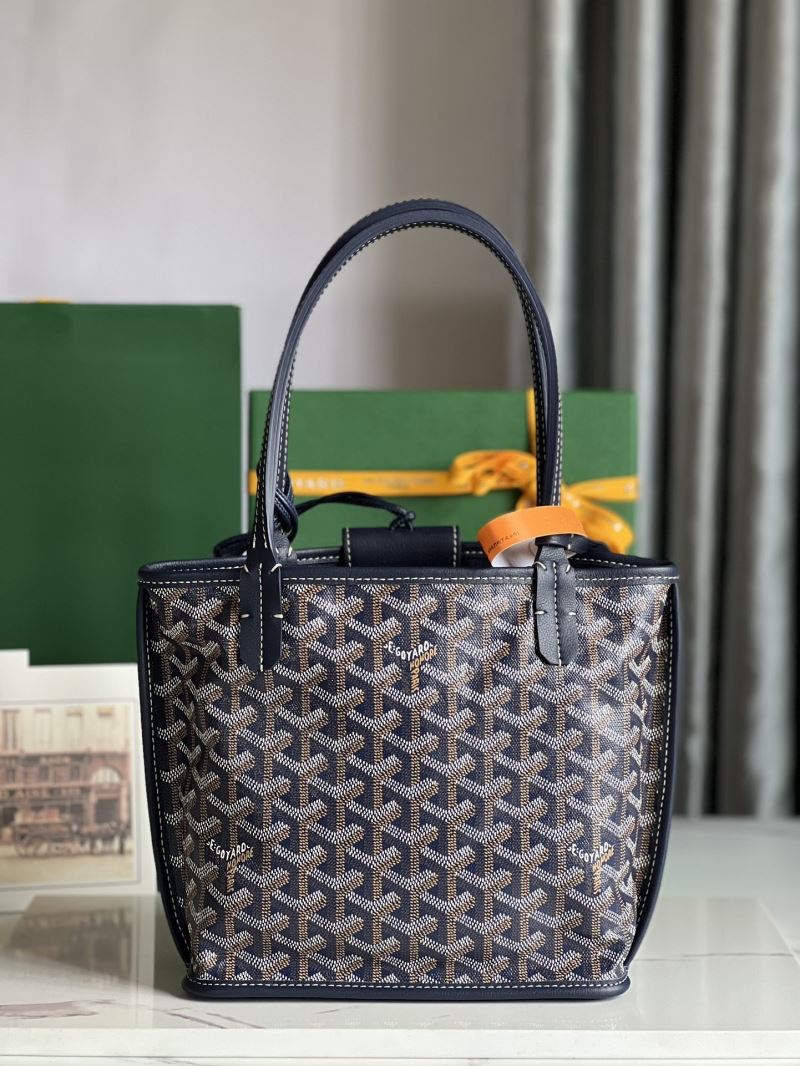 Goyard Shopping Bags